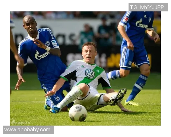 沃尔夫斯堡主场不败，战平沙尔克04保持良好表现势头