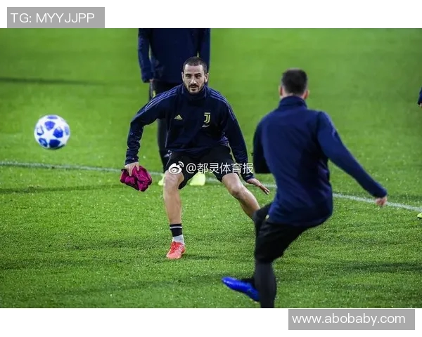 曼联有意签下博努奇，引发转会市场的热烈讨论